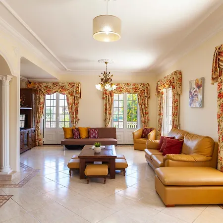 Villa Agadir - Bbq E Piscina Aquecivel Em Albufeira